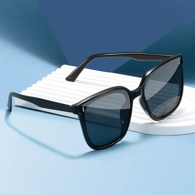 Sunglasses female net red 2023 new trendy sunglasses male driving anti-ultraviolet glasses big face looks thin