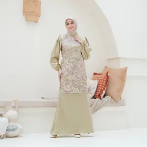 Nayla dress by sebiruhijab