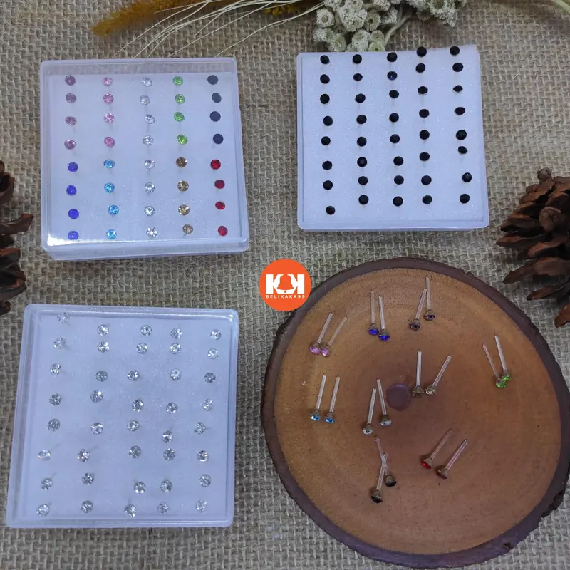 ANTING KRISTAL MATA GIWANG IMPORT ISI 18 DAN 20 PASANG HITAM PUTIH WARNA WARNI / GIWANG TUSUK KRISTAL BOX 2