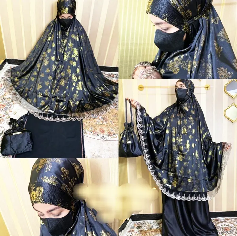 Mukena Kemewahan Bahan Sutra Hitam Motif Gold & Silver Ukuran Jumbo 1