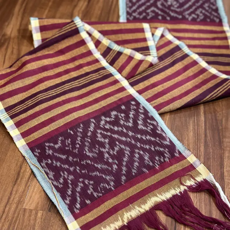 Selendang tenun motif peplendoan 0