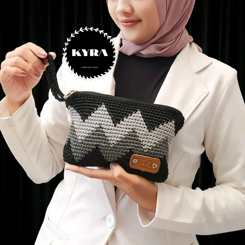 DOMPET RAJUT TSPESTRI DUA RUANG 7