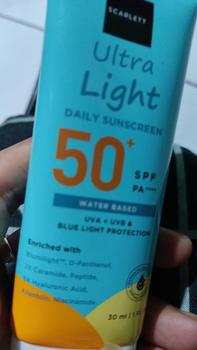 Product Review of scarlett ultra light daily sunscreen spf50 pa+++ 30ml from v**6 1