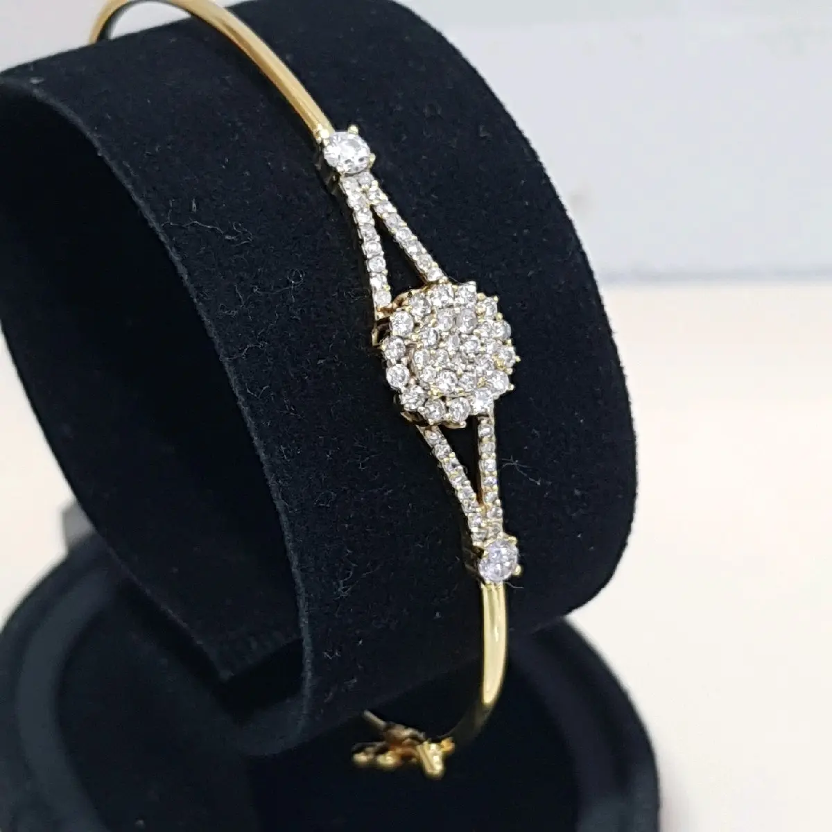 Gelang Emas Berlian Eropa Fashion (nj37)