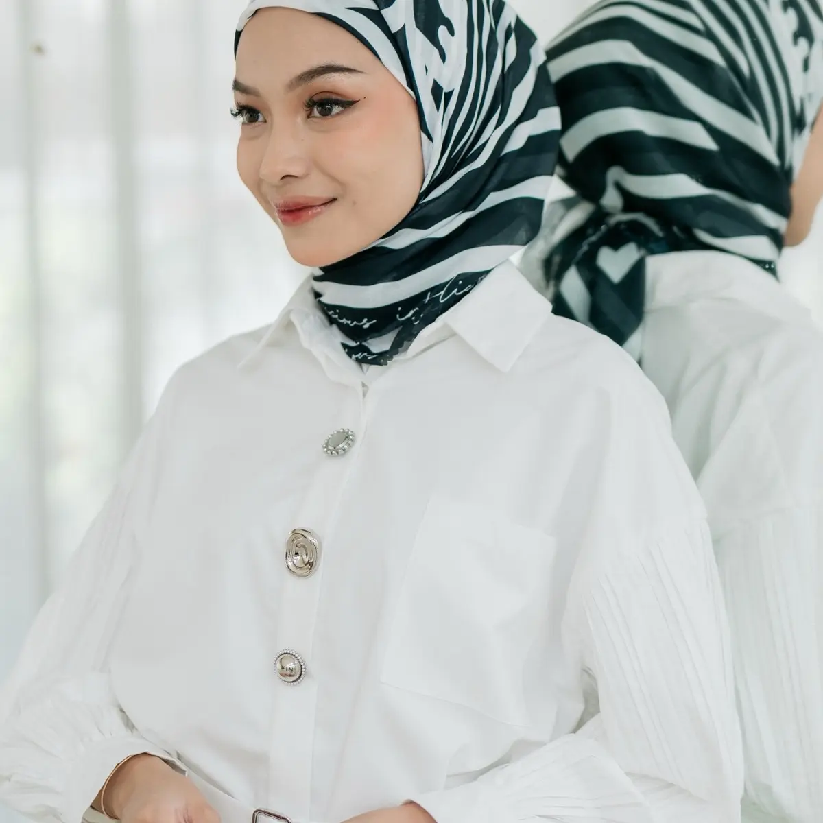 Intalicious - IT’S Signature Scarf