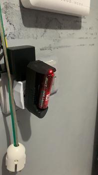 Product Review of Charger baterai 1 Slot + Baterai 18650 3000Mah 1pcs from d**m 0