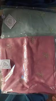 Product Review of Hijab Paris Pita Coquette Swarovsky Tassel from N**e 0