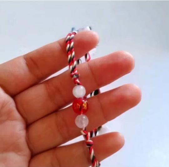 Gelang Tridatu original peningkat aura keberanian dan kepercayaan diri - Gelang tridatu batu kristal Asli khas bali