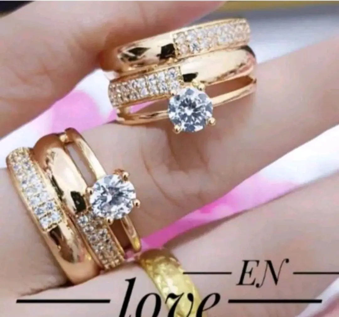 Cincin Perhiasan Wanita Baris Tiga Mata Model Titanium Imfort Anti Karat Elegan - Rings