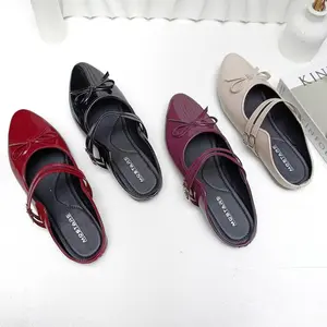 mqstars ARINDI Sepatu Sandal Wanita Flatshoes Glossy Sendal Mules Korean Cantik dan Elegant Tali Dua Gesper Sol Karet Size 37-42 Bahan Sinteties Leather Glossy Nyaman untuk Setiap Hari Jelly