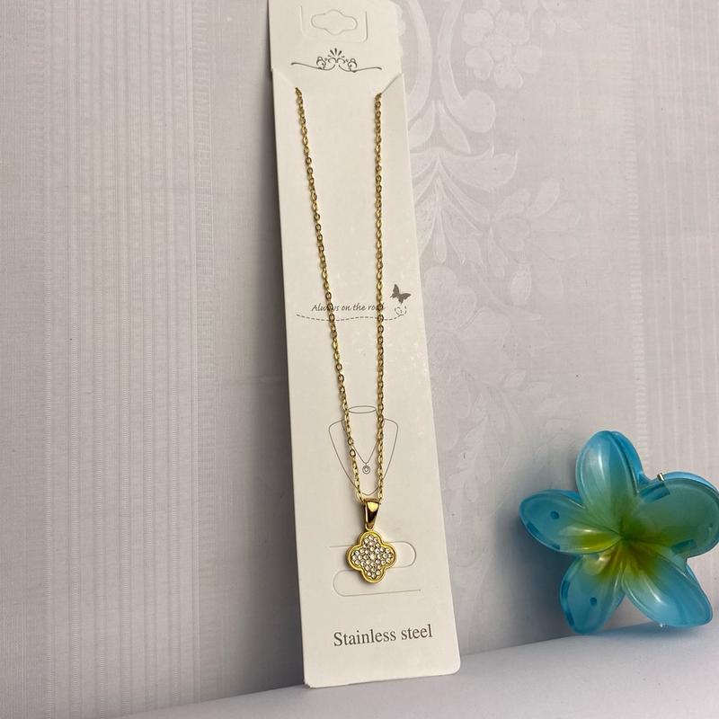 KALUNG TITANIUM CLOVER PERMATA ANTI KARAT 2