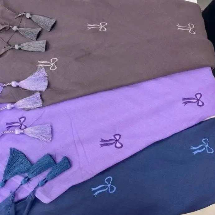 Hijab Segi Empat Paris Coquette Jilbab Segi Empat Bordir Pita Coquette Bahan Lembut Kerudung Muslim Wanita Katun Nyaman Square bunga mocca premium Mewah 4