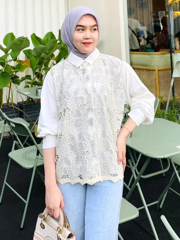 Savia Blouse -Basic , Kemeja Burkat Razka outfit 0