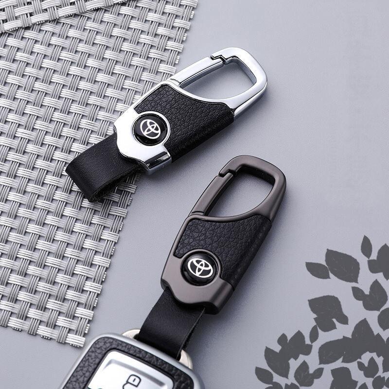 Product Introduction of Car keychain suitable for Toyota Rav4 vios Levin corolla camry terrios leather keychain waist pendant 7