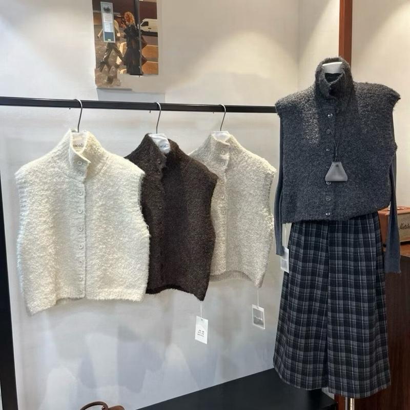  Áo Len Gile Cổ Cao Cài Cúc Lông Xù Old Melody – Dáng Ngắn Siêu Mềm Ấm Dành Cho Nữ 