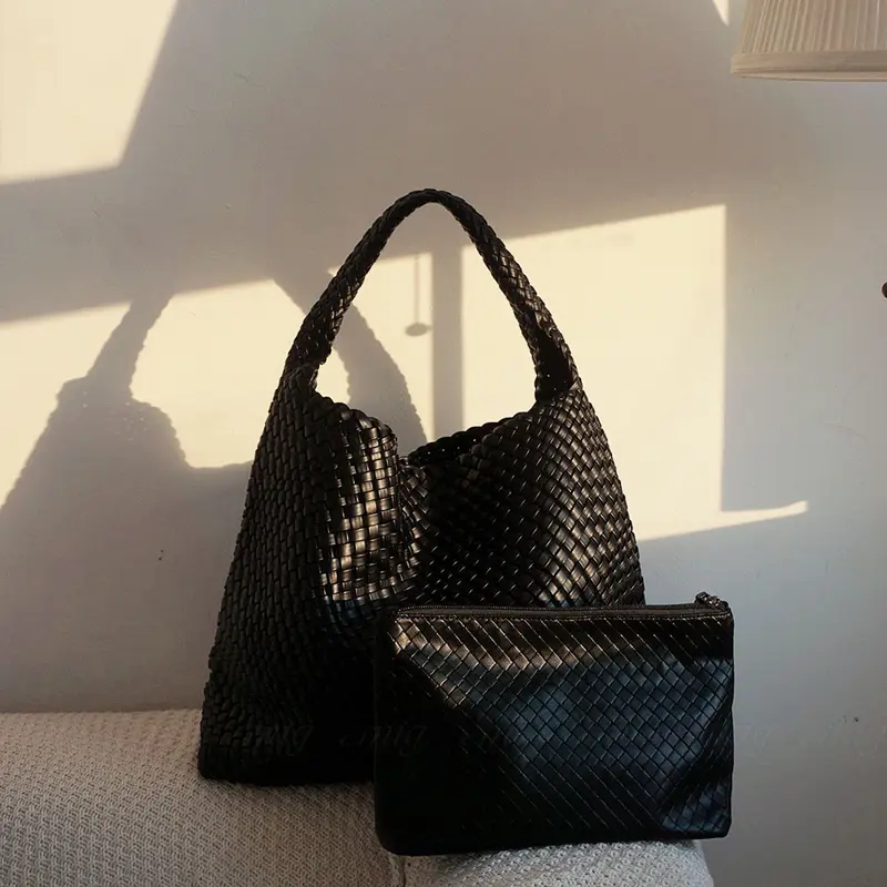 [THE ANIG] Túi đeo vai nữ dệt thủ công DY Nami màu đen 35 x 14 x 33cm 7