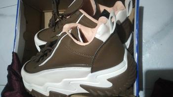 Product Review of GIOZURRO SEPATU WANITA SNEAKER WANITA TERBARU GZ8008 Sepatu Boots Wanita Sportif Ringan Casual Hitam Shoes Putih Olahraga from S**a A**d 0
