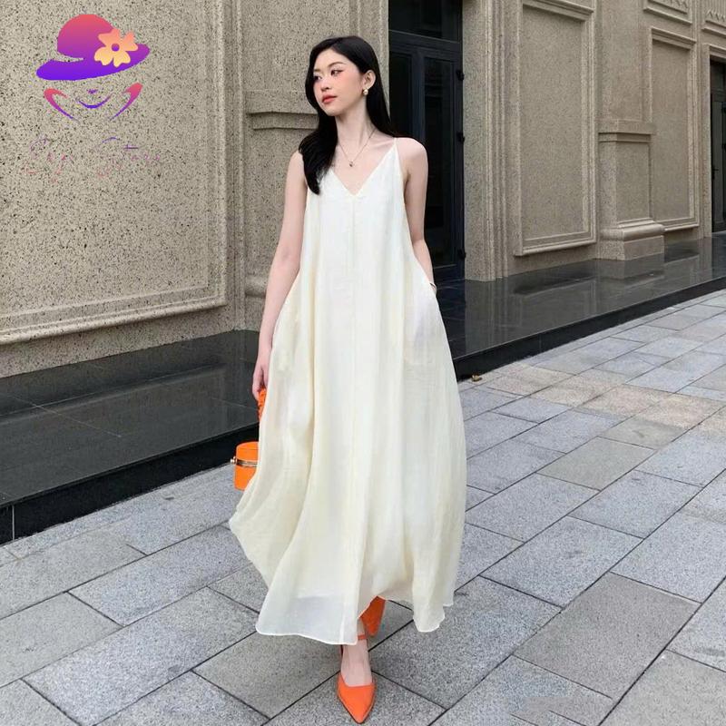 Product Introduction of Váy maxi 2 dây tăng đưa điều chỉnh cổ V dáng xòe 2