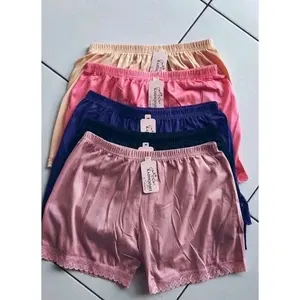 celana pendek hot wanita warna random 40kg-75kg
