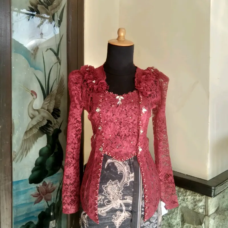 KEBAYA MODERN PERMATA BUNGA -Atasan kebaya kutubaru Permata Bunga tanpa furing 2