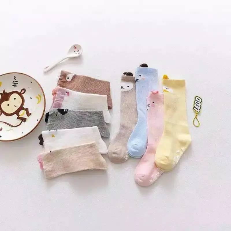 Kaos Kaki Panjang Karakter  Anak 0-2Thn