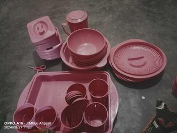 Product Review of PAKET FAMILY SET 34 PCS ( 6 BASI OVAL. 6 MANGKOK.. 6 PIRING.. 6 GELAS ULIR... 6 IRUS.. 1 TEKO ULIR. 1 NAMPAN KOTAK. 1 WAKUL NASI. 1 MUG JUMBO ) Kitchenware Dapur from w**z 1
