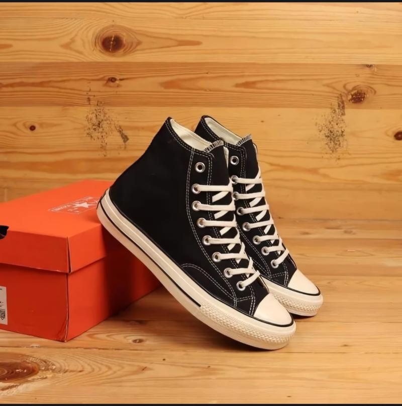 Product Introduction of Sepatu Sneaker Classic High Hitam Pria Wanita Sepatu Sekolah Anak Dewasa Terbaru Casual Karet Snekers Black Shoes Size 32-43 1