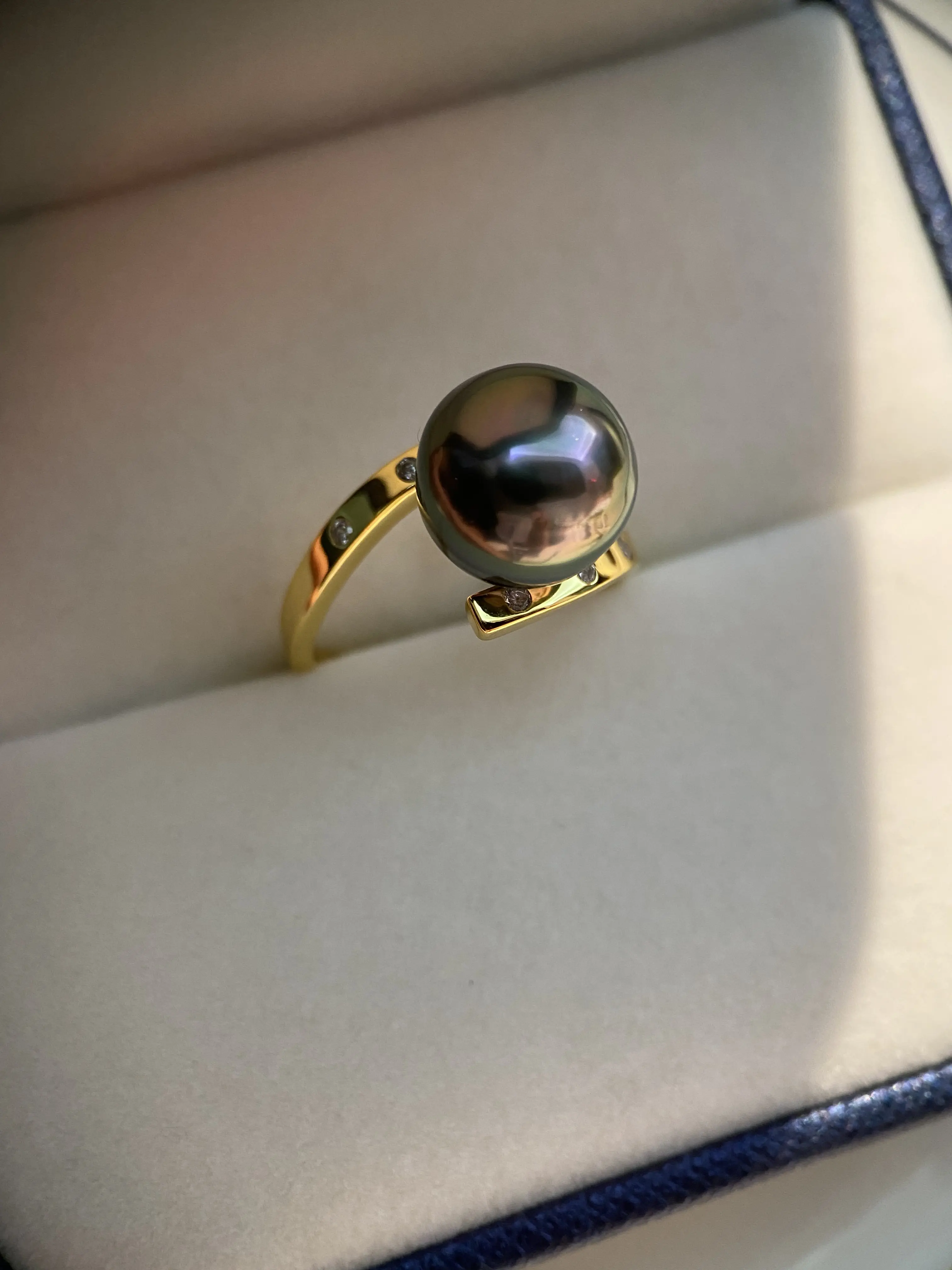 Tahitian Green Seawater Pearl Ring