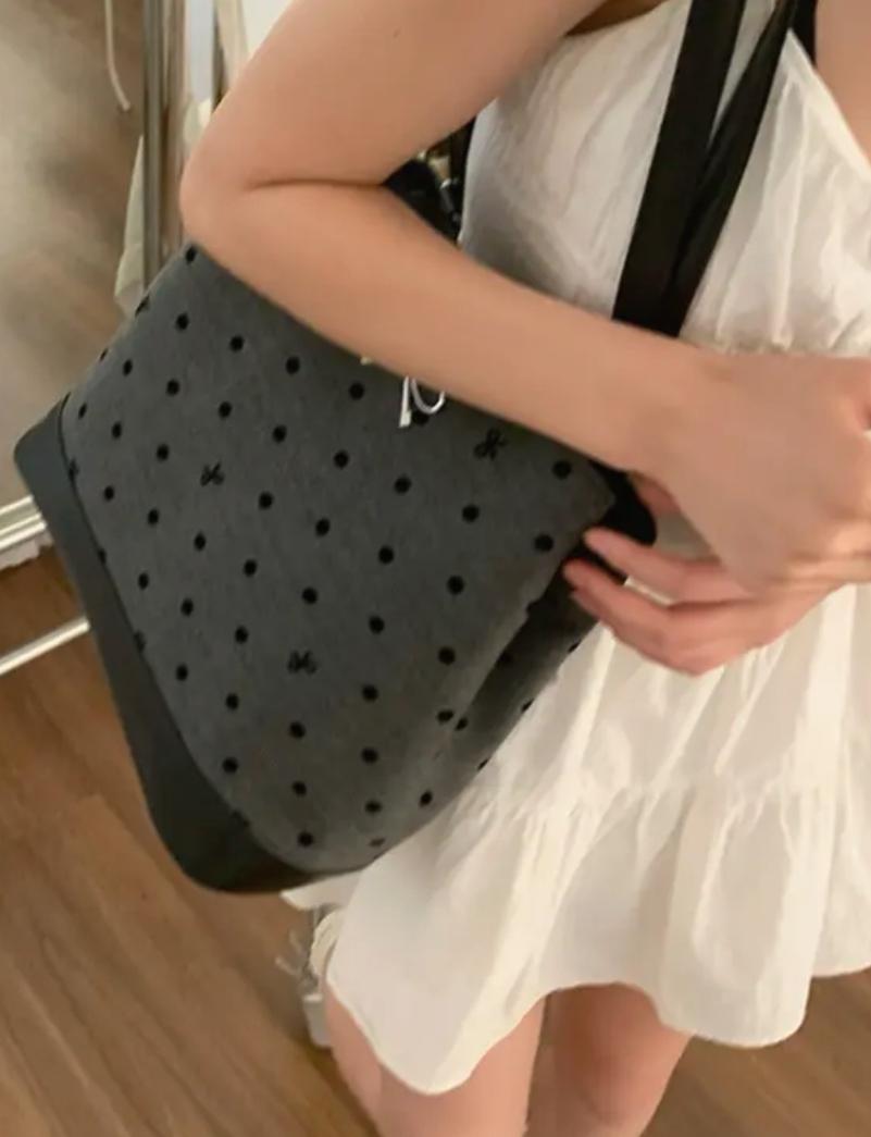 Polka dot print bow shoulder bag fashion trend large capacity casual bag underarm tote bag para sa mga kababaihan