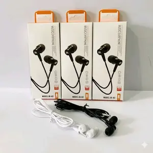 HEADSET MODEL JB-02 MEGA BASS