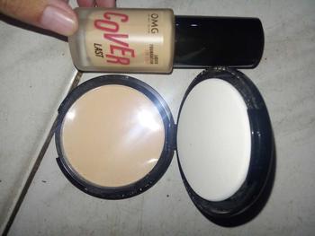 Product Review of [DAILY COVERAGE BUNDLE]  OMG Natural Glam Duo Power Coverlast (Foundation + Bedak Padat) - Paket MakeUp Isi 2 High Coverage & Flawless from y**. 2
