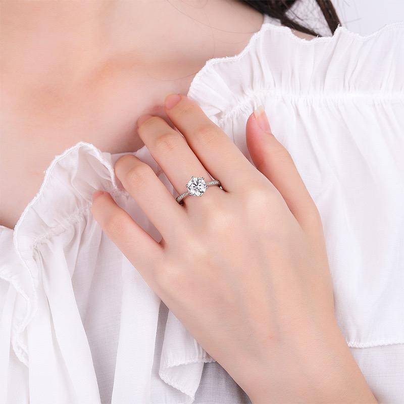 Product Introduction of ringwomen 1ct Moissanite 925 STERLING SILVER RING for Engagement & Anniversary Jewelry Gifts 1