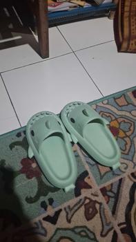 Product Review of Starlight Sendal Selop Anak Model Baby Shark Sandal Anak Karakter Hiu Cowok Cewek Unisex Sandal Casual Sandal Cewek Elastic Empuk HSN602 from _**_ 1