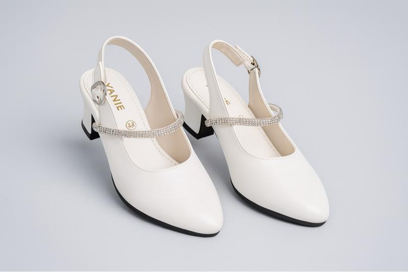 S&B Sepatu Heels Anak Perempuan Ber Hak Ukuran 26 Sampai 35 Shoes dengan Desain Elegan dan Tali Berhias