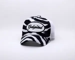 TOPI JARING TRUCKER HAT MOTIF ZEBRA LIDAH PENDEK MIX PUTIH GRELYSITED LOGO