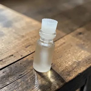 Minyak oles mustikaayu Takshuku