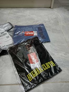 Product Review of kaos premium pria & wanita oval / kaos distro lengan pendek cotton combad 24s HIGHER.Cloth from P**a D**y S**n 0