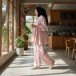 Nolita Set / Setelan blouse dan celana panjang Wanita Rayon Twill dengan Desain Elegan dan Nyaman untuk Kegiatan Sehari-hari