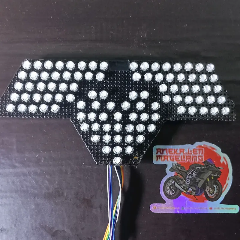 STOPLAMP RUNNING VARIO 125 LED NEW tengah love 0