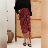 Gambar NONA RARA - Lilit Skirt Garut Red P0474, Rok batik wanita modern - ALL SIZE dari Nona Rara Batik Kota Administrasi Jakarta Timur 2 Tokopedia