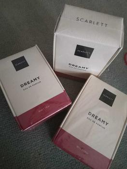 Product Review of Scarlett Whitening Eau De Parfum Sweet Memories | Dreamy Parfum Scarlett Perfume Wangi from R**a K**u 0