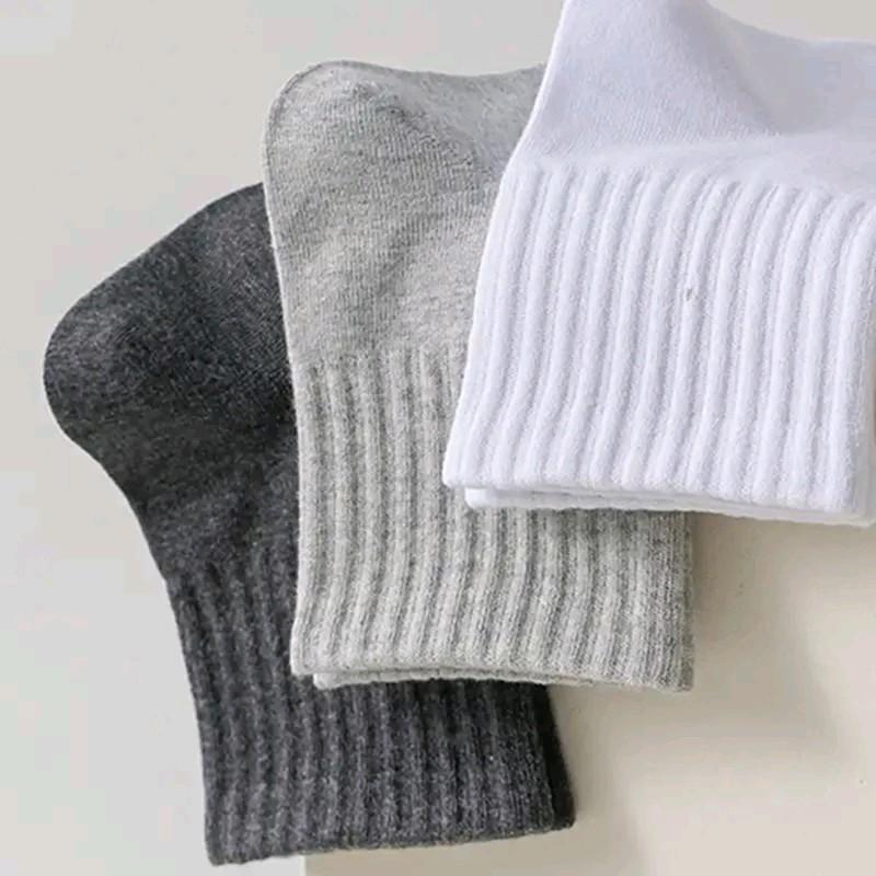 ( PE ) kaos kaki olahraga pria wanita dewasa/kaos kaki sport pendek polos polyester Stripes Abu 1
