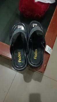 Product Review of Sandal Wedges Wanita Kekinian/ Sandal Wedges Wanita Model Jepit Manik-Manik Terbaru from T**i e**r 0