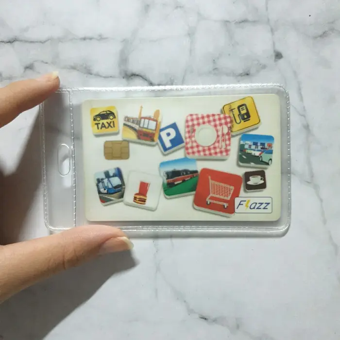 Kantong Tempat Pembungkus Kartu Flazz, e money, KTP, debit, sim (warna transparan doff / matte)