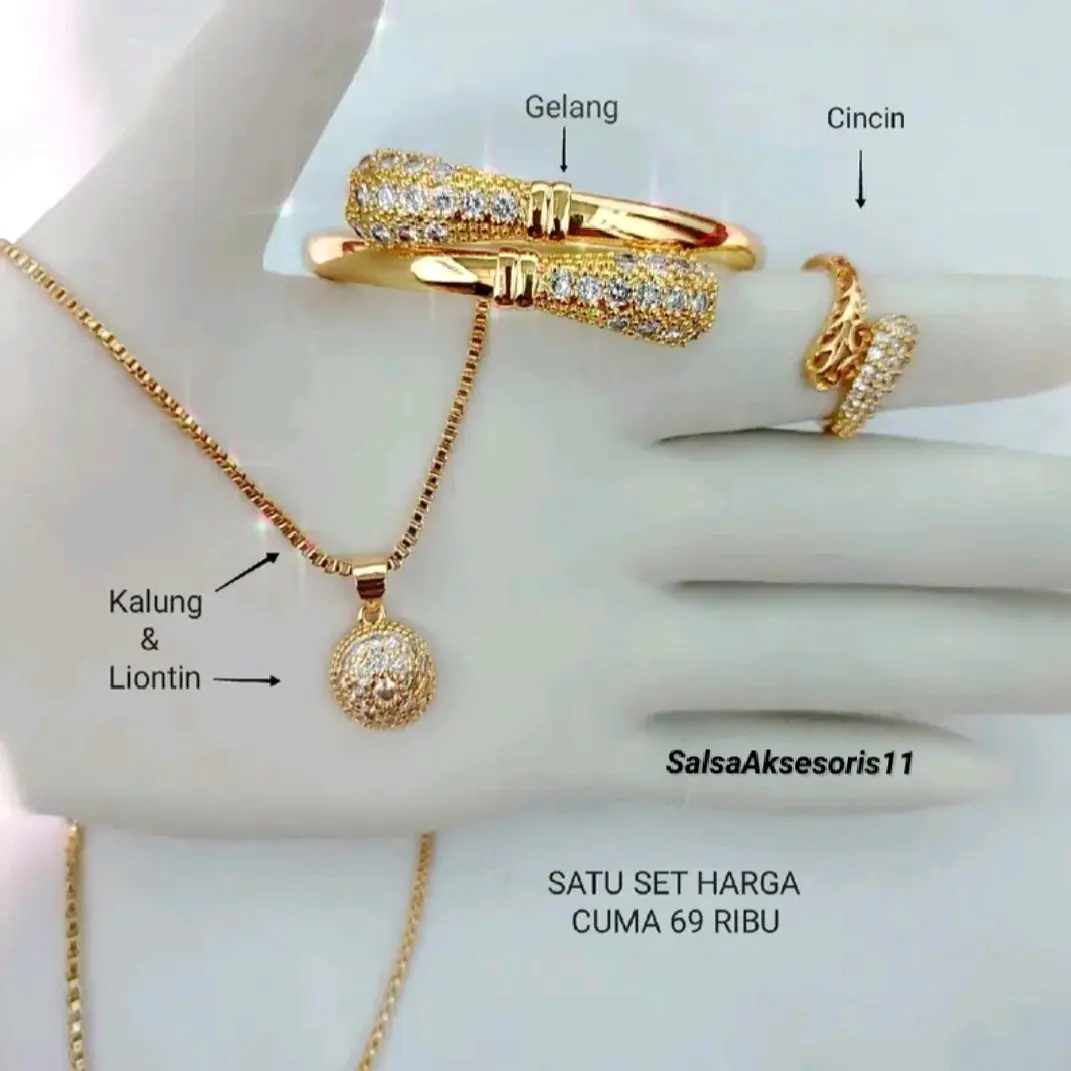 1 Set Perhiasan Aksesoria Wanita Dewasa Lengkap Gelang Cincin Kalung Liontin Satu Set Aksesoris Cewek Lengkap Titanium