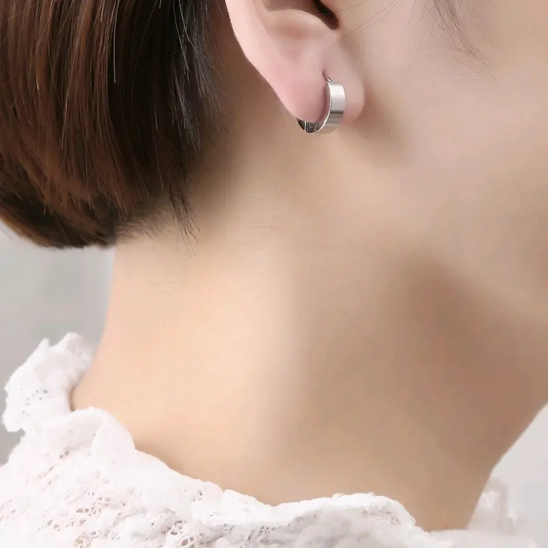 Anting Tindik Titanium Anti Karat Model Simple Aksesoris - Hitam - Earrings, Kulit 2