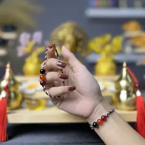 CAKRA RATU - Gelang Zodiak Capricorn Batu Onyx, Garnet, Smoky Quartz