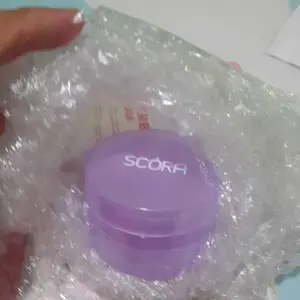 [ORIGINAL] SCORA Bright Me Up Sunscreen 40 gr Sunblock Mencerahkan Melindungi UV Menyerap Cepat Glowing Sepanjang Hari