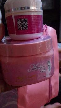 Product Review of [ARTHA LDT] PAKET EXTRA WHITE EVERY NIGHT (body booster malam 1 + body lotion malam 1 ) FREE POUCH  Tubuh [Pencerah Hand] from T**a p**a 1