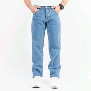 Celana Jeans Panjang Pria Standar Reguler Model loose korean Style Bahan Denim premium Size 28-38   dewasa Biru Muda Cowok Straight regular